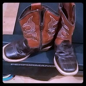 DBL Barrel Toddler 8 shoe/ boot